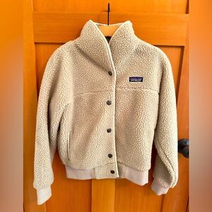 Patagonia XS Women’s Snap Front Retro-X Jacket